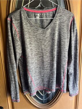 RBX Heather Gray Long Sleeve V‑Neck Top with Pink Accents -size Large